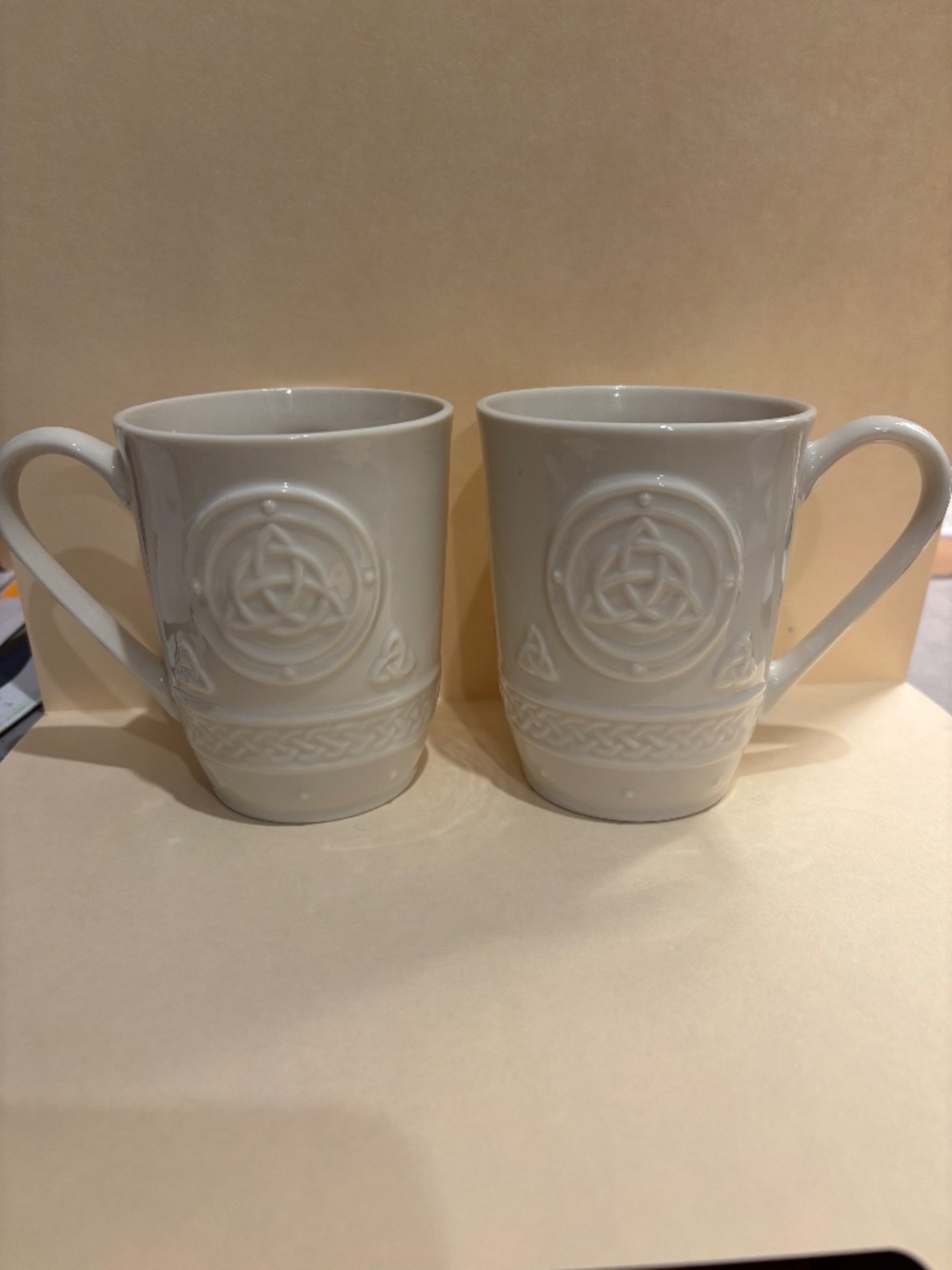 BELLEEK CELTIC KNOT CHINA MUGS